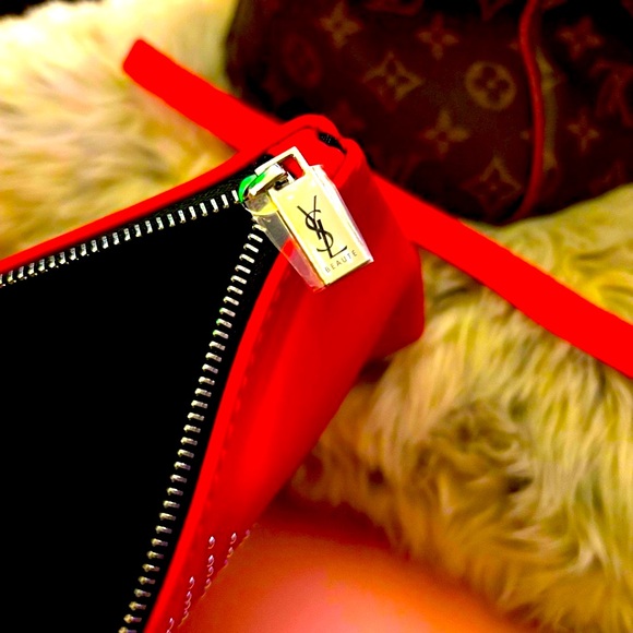 Brand new w tag YSL Beaute Red Pouch - Picture 9 of 9
